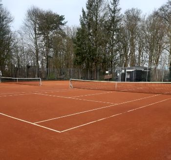 Tennispark Velserbeek eerder open